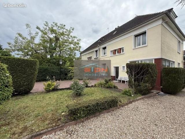 Maison 7 pièces 134 m²