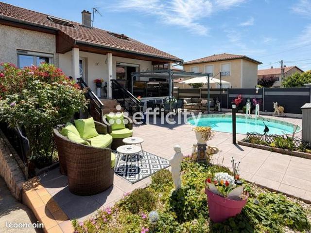 Maison 7 pièces 135 m²