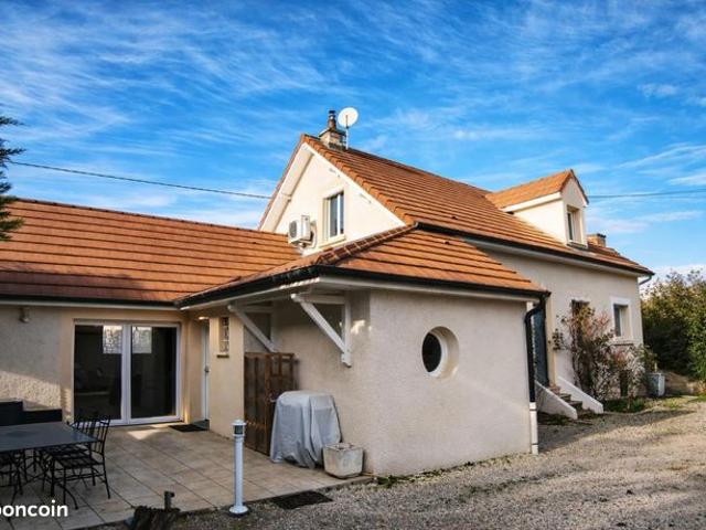 Maison 7 pièces 135 m²