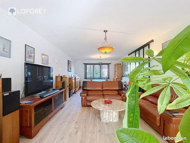 Maison 7 pièces 135 m²