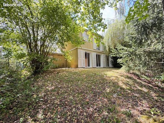 Maison 7 pièces 135 m²