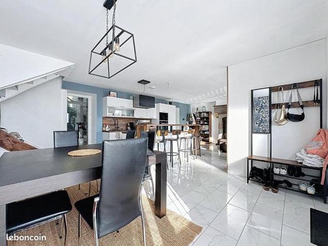 Maison 7 pièces 135 m²