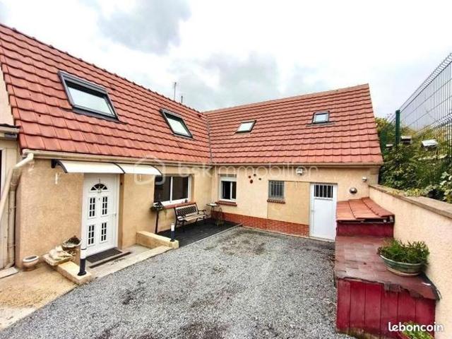 Maison 7 pièces 135 m²
