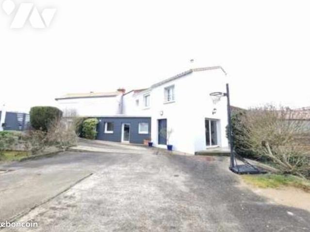 Maison 7 pièces 135 m²