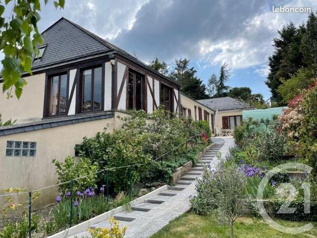 Maison 7 pièces 135 m²