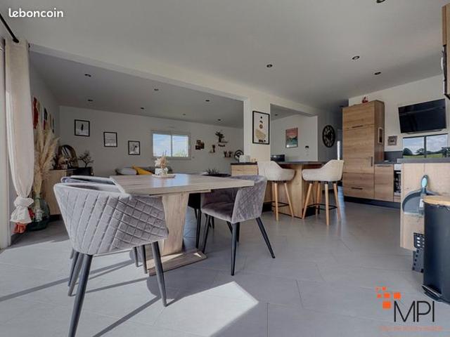 Maison 7 pièces 135 m²