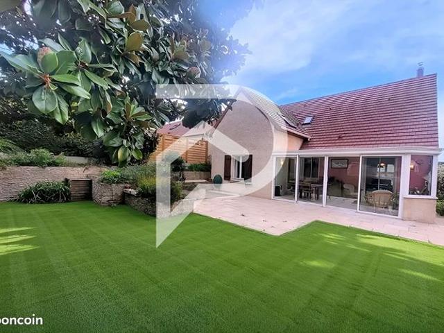 Maison 7 pièces 135 m²