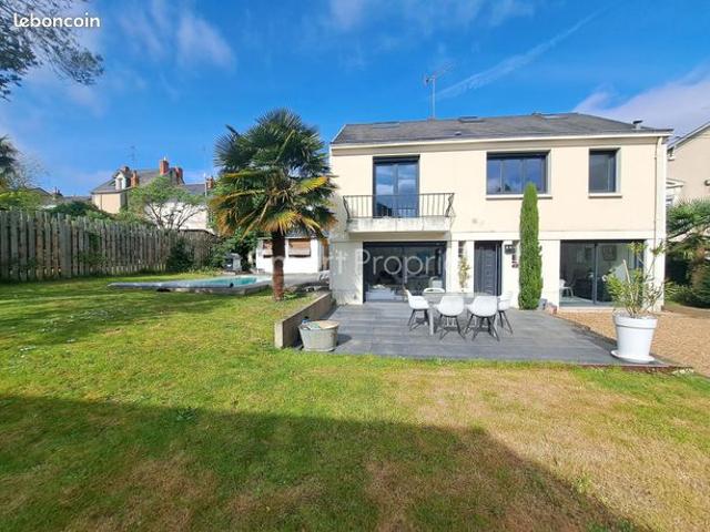 Maison 7 pièces 135 m²