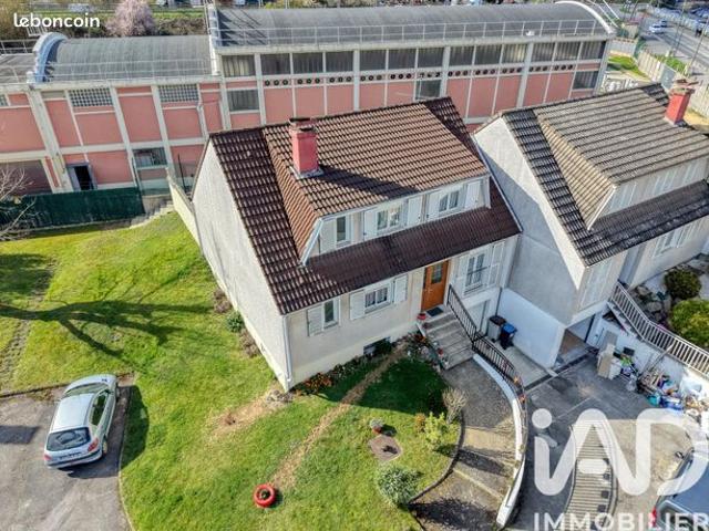 Pavillon 7 pièces 135 m²