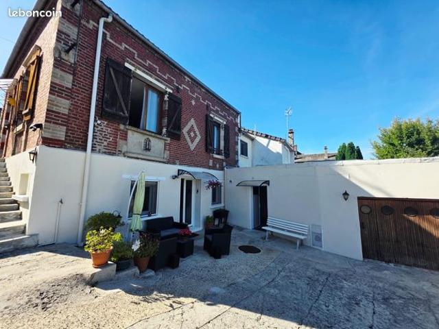 Maison 7 pièces 135 m²