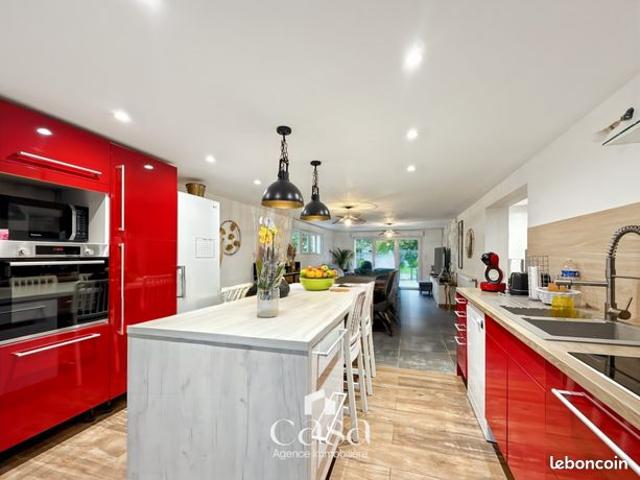 Maison 7 pièces 136 m²