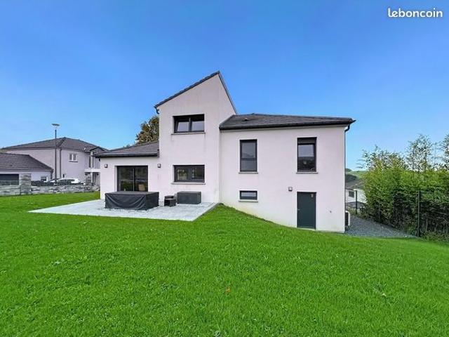 Maison 7 pièces 136 m²