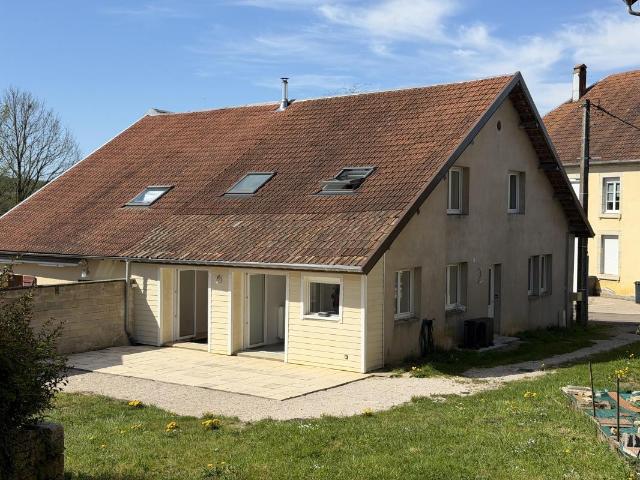 Maison 7 pièces 136 m²