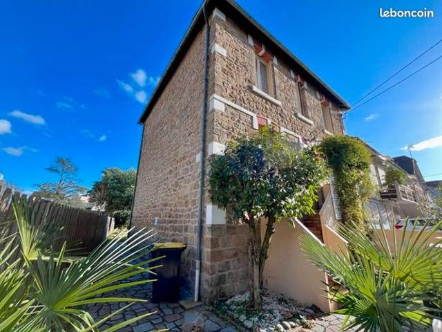 Maison 7 pièces 136 m²