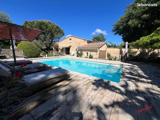 Maison 7 pièces 136 m²