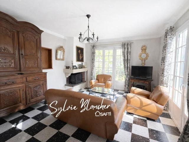 Maison 7 pièces 136 m²
