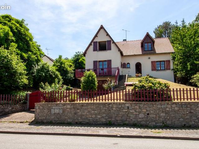 Maison 7 pièces 136 m²