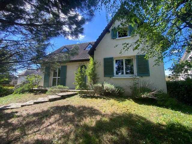 Maison 7 pièces 136 m²