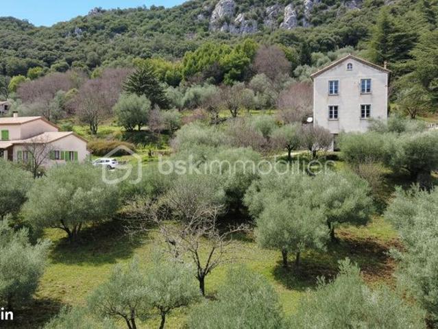 Maison 7 pièces 136 m²