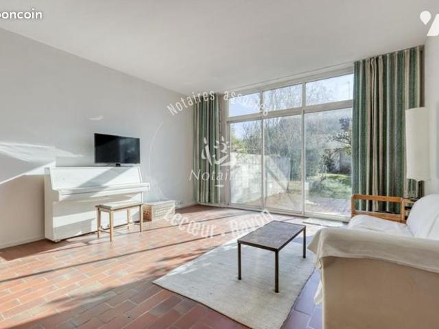 Maison 7 pièces 136 m²