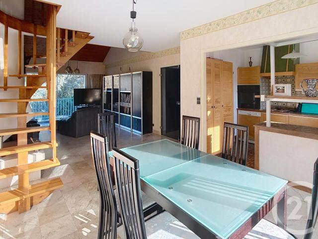 Maison 7 pièces 136 m²