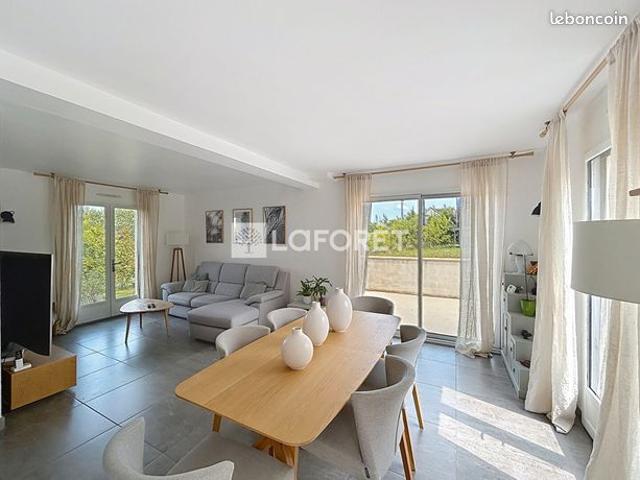 Maison 7 pièces 136 m²