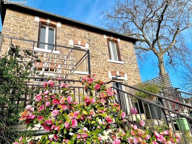Maison 7 pièces 136 m²