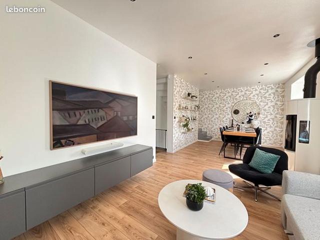 Maison 7 pièces 136 m²