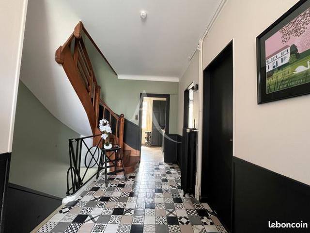 Maison 7 pièces 136 m²