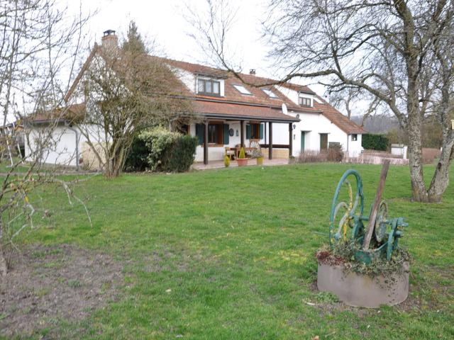 Maison 7 pièces 136 m²