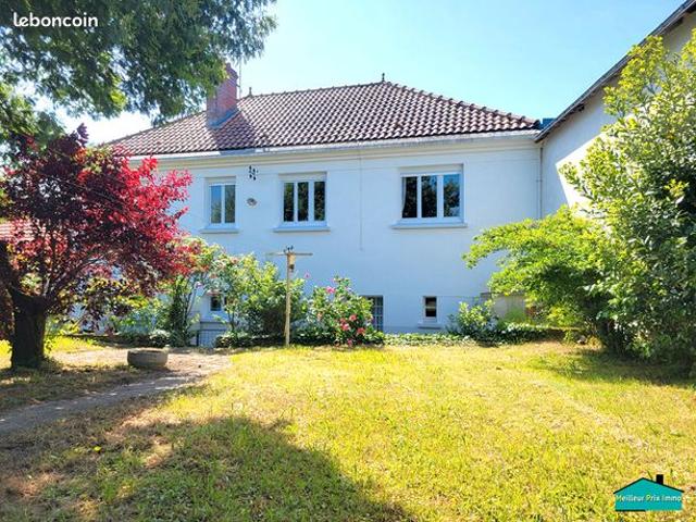 Maison 7 pièces 136 m²
