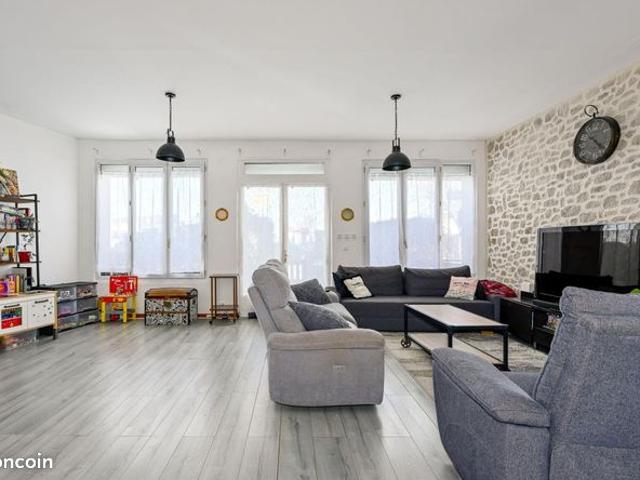 Maison 7 pièces 136 m²