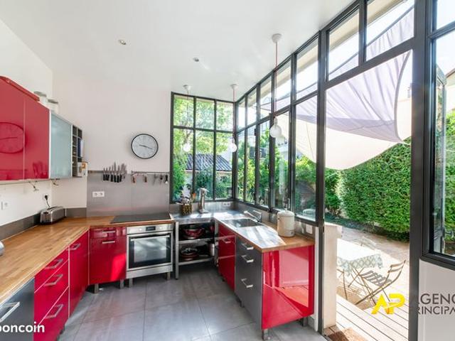 Maison 7 pièces 136 m²