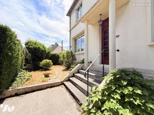 Maison 7 pièces 136 m²