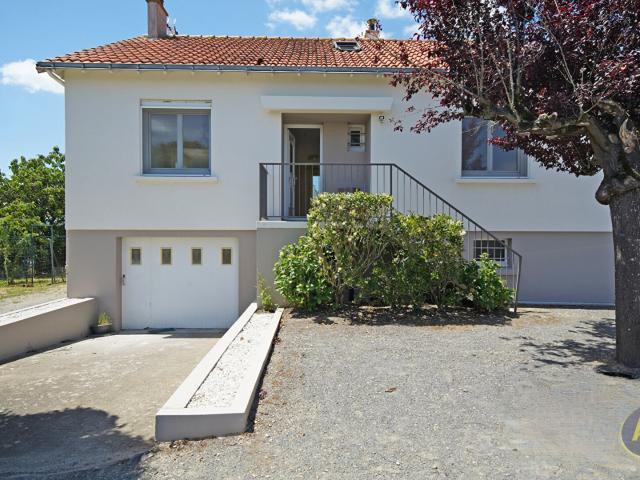 Maison 7 pièces 136 m²