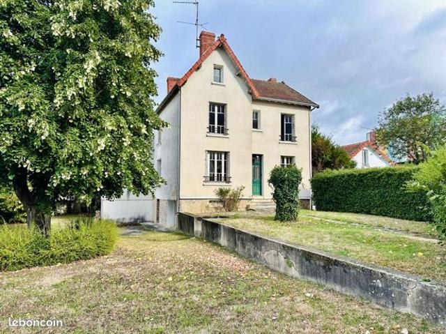 Maison 7 pièces 137 m²