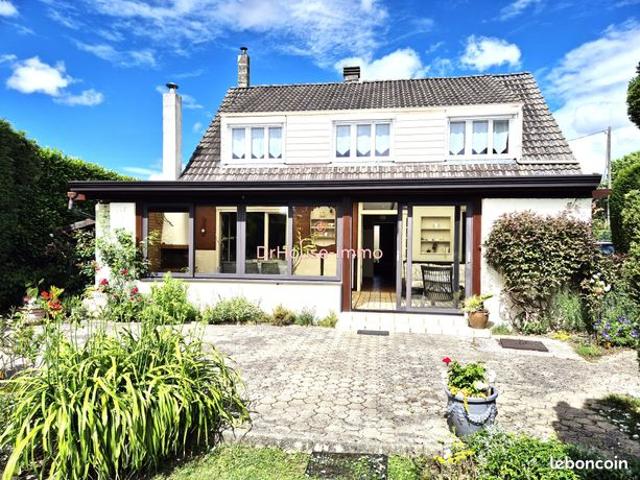 Maison 7 pièces 137 m²