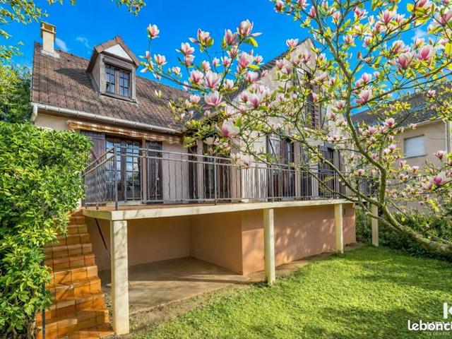 Maison 7 pièces 137 m²