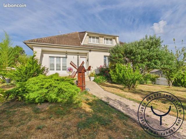 Maison 7 pièces 137 m²