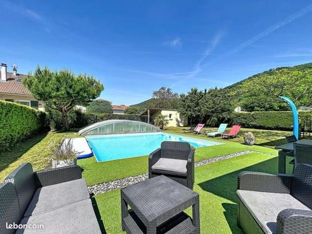 Maison 7 pièces 137 m²