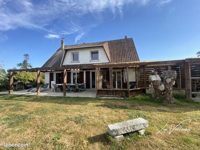 Maison 7 pièces 137 m²