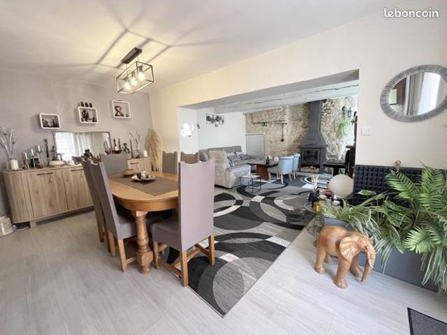 Maison 7 pièces 137 m²