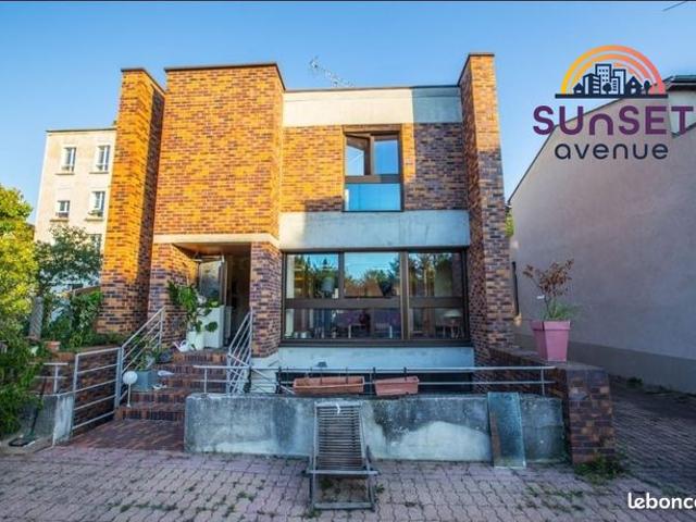 Maison 7 pièces 137 m²