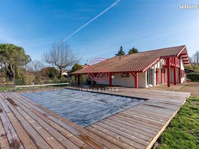 Maison 7 pièces 137 m²