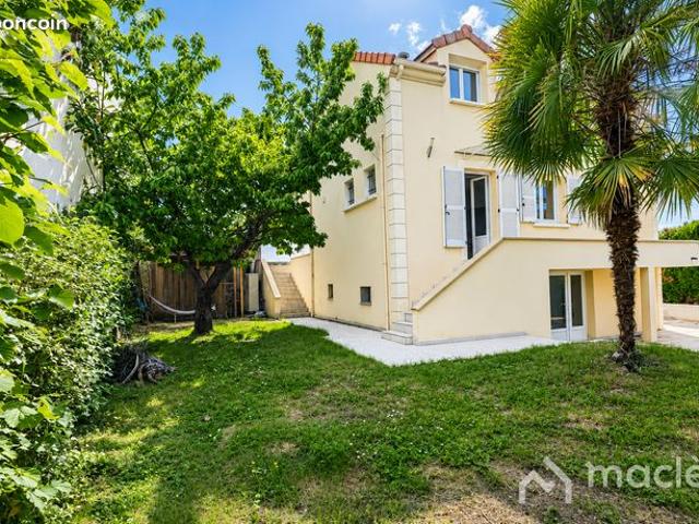 Maison 7 pièces 137 m²