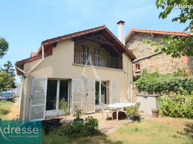 Maison 7 pièces 137 m²