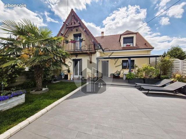 Maison 7 pièces 137 m²