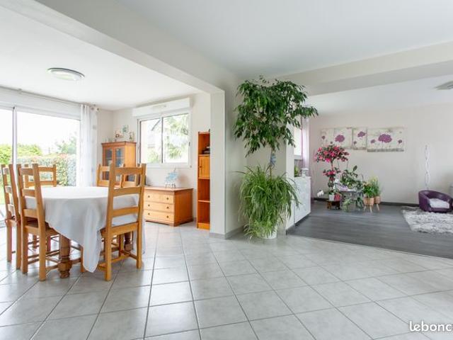Maison 7 pièces 138 m²
