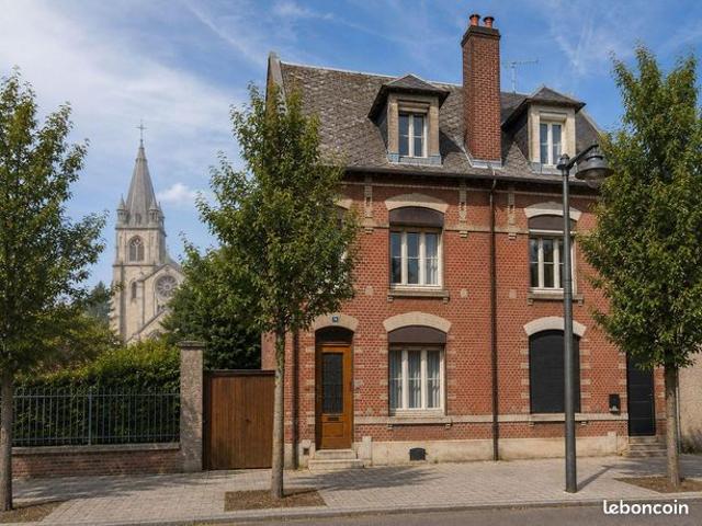 Maison 7 pièces 138 m²