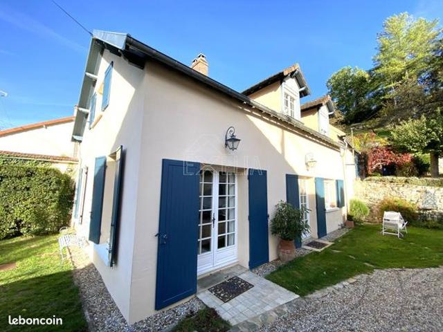 Maison 7 pièces 138 m²
